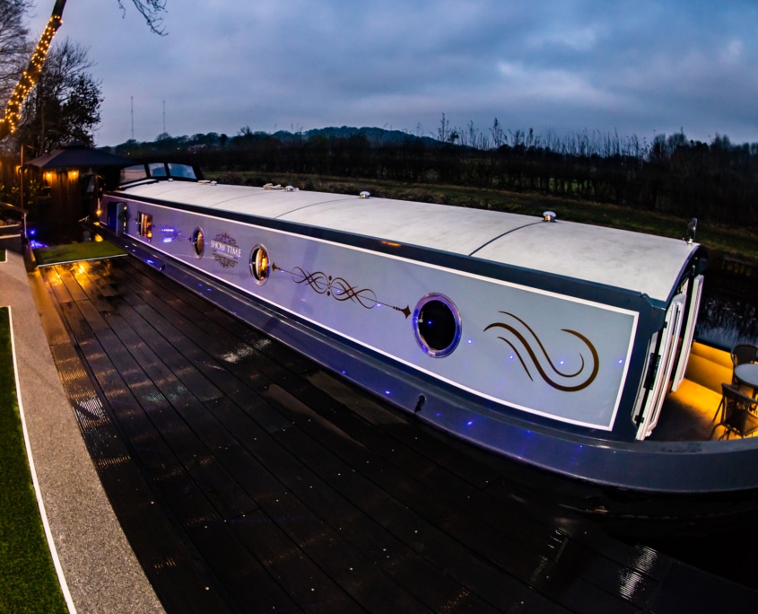 Luxury Floating Hotel to add some Show Time Glamour - Zander33 845x684 1